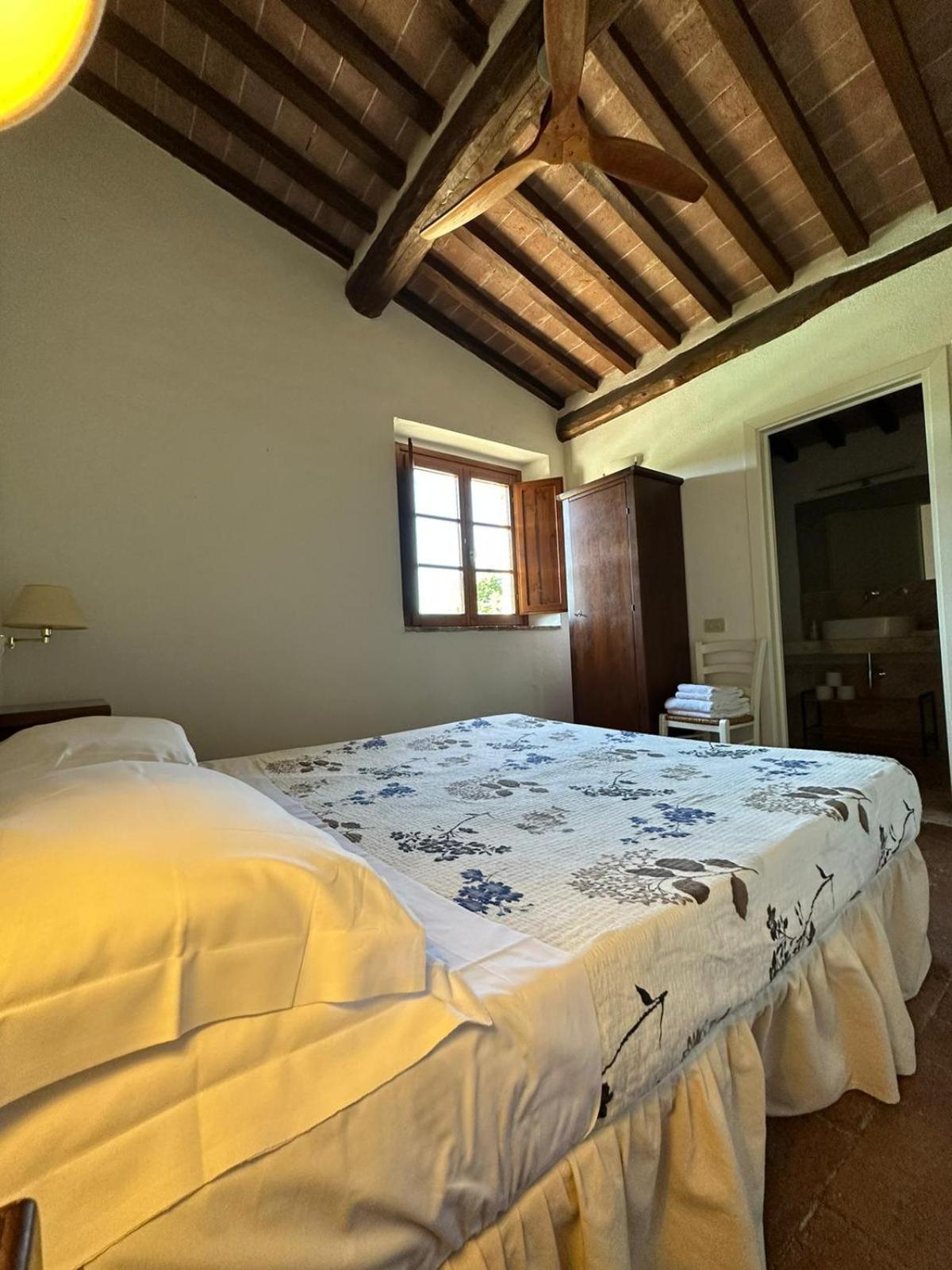 Agriturismo La Peschiera Casole dʼElsa Exteriör bild