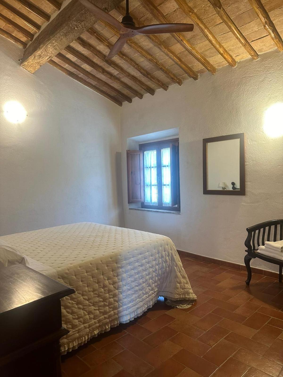 Agriturismo La Peschiera Casole dʼElsa Exteriör bild