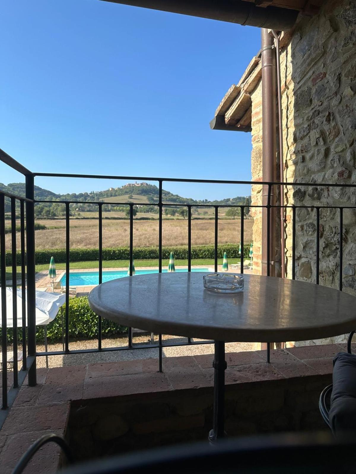 Agriturismo La Peschiera Casole dʼElsa Exteriör bild